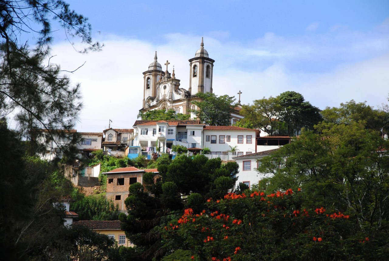 Ouro Preto Brazil Churches - source: Leandro Neumann Ciuffo, https://flic.kr/p/bSHhev