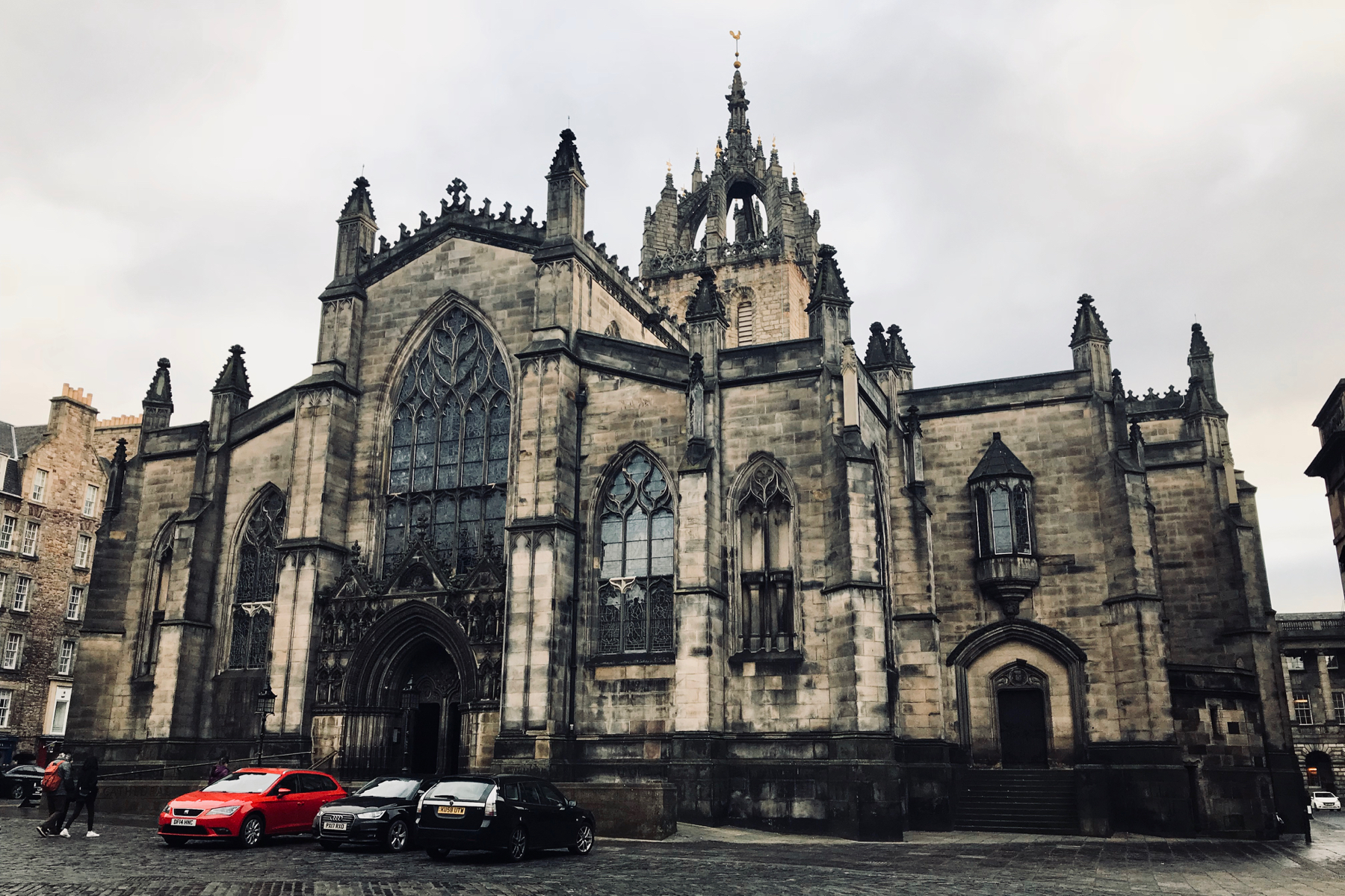 A Photo of the front of St Giles' Cathedral in Edinburgh
